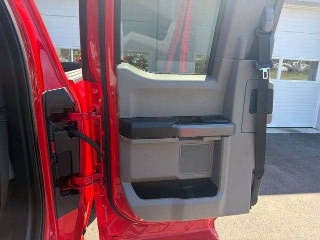 Certified 2022 Ford F350 XLT w/ XLT Premium Package AWD/4WD image 17
