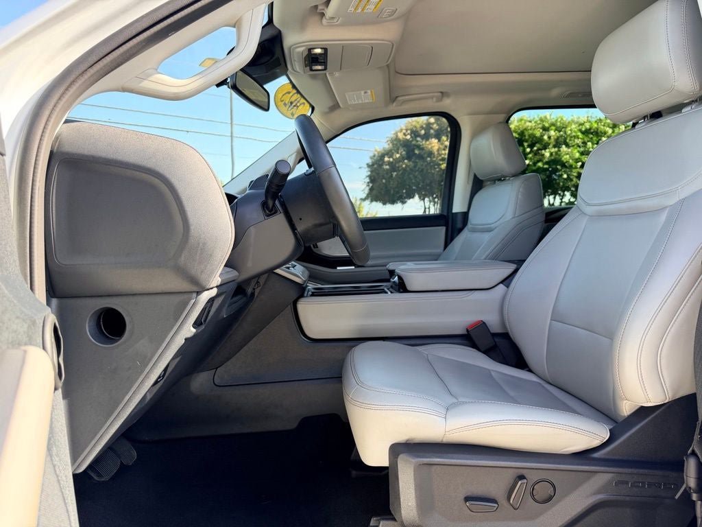 Certified 2025 Ford Expedition Max Active RWD image 24