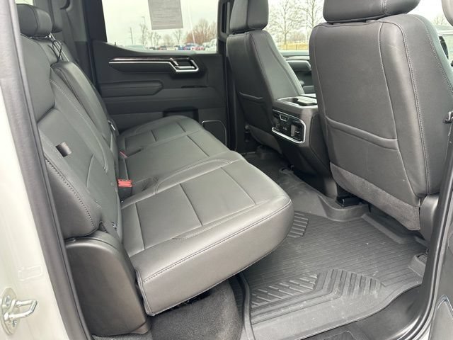 Used 2025 Chevrolet Silverado 1500 LTZ AWD/4WD image 12