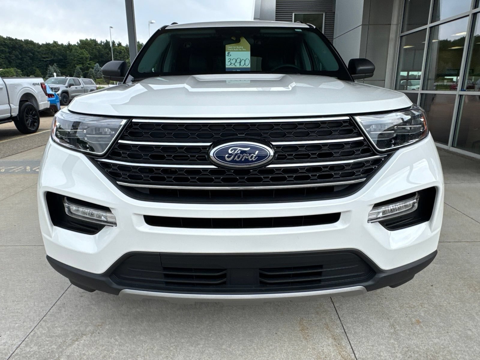 Certified 2023 Ford Explorer XLT w/ Equipment Group 202A AWD/4WD image 11