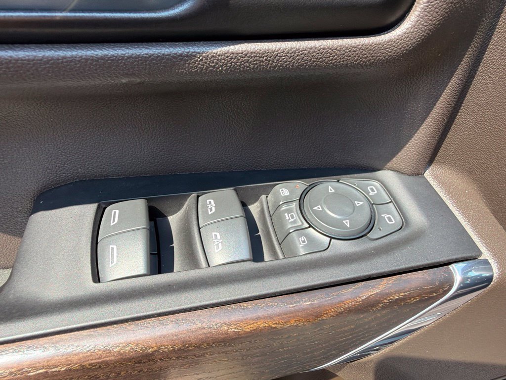 Used 2022 GMC Sierra 2500 Denali AWD/4WD image 24