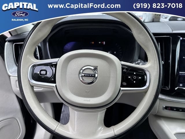 Used 2024 Volvo XC60 B5 Plus AWD/4WD image 25
