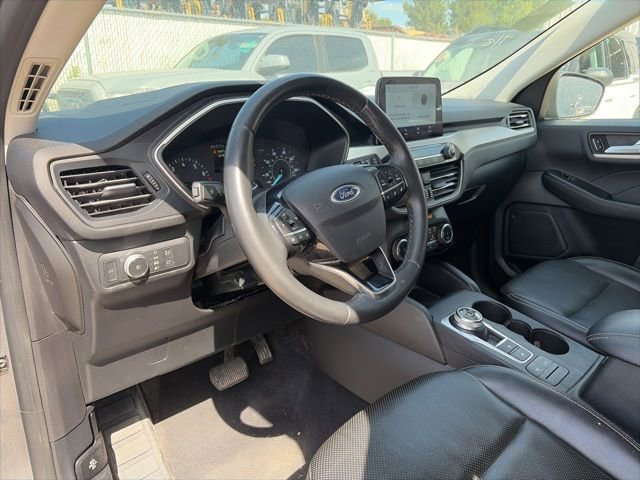 Certified 2022 Ford Escape SEL AWD/4WD image 18
