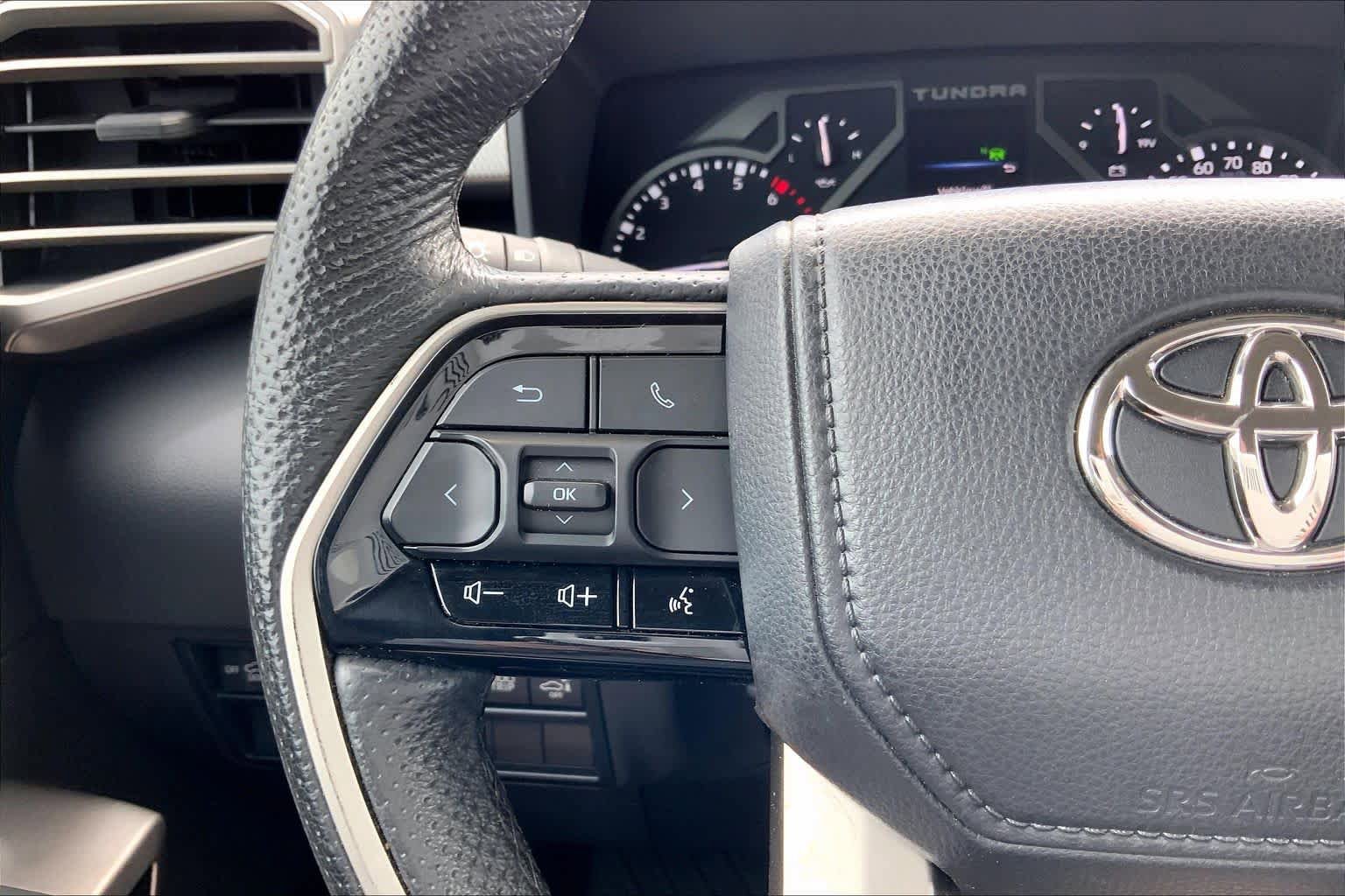 Used 2023 Toyota Tundra Limited AWD/4WD image 23