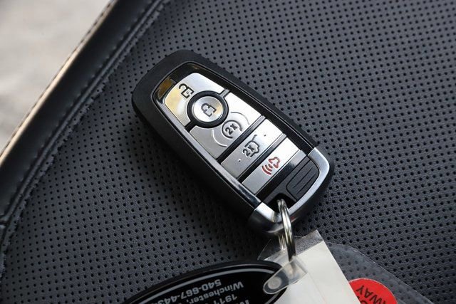 Certified 2025 Ford Expedition Platinum w/ Driver's Package image 43