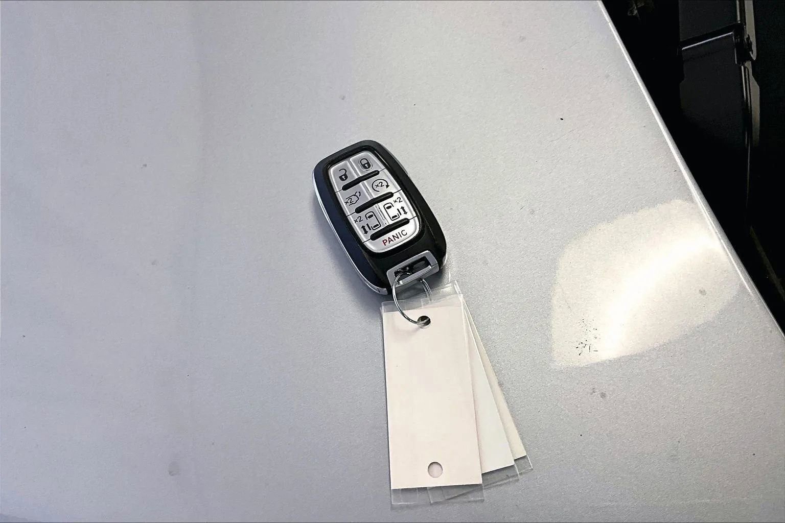 Used 2023 Chrysler Voyager LX image 9