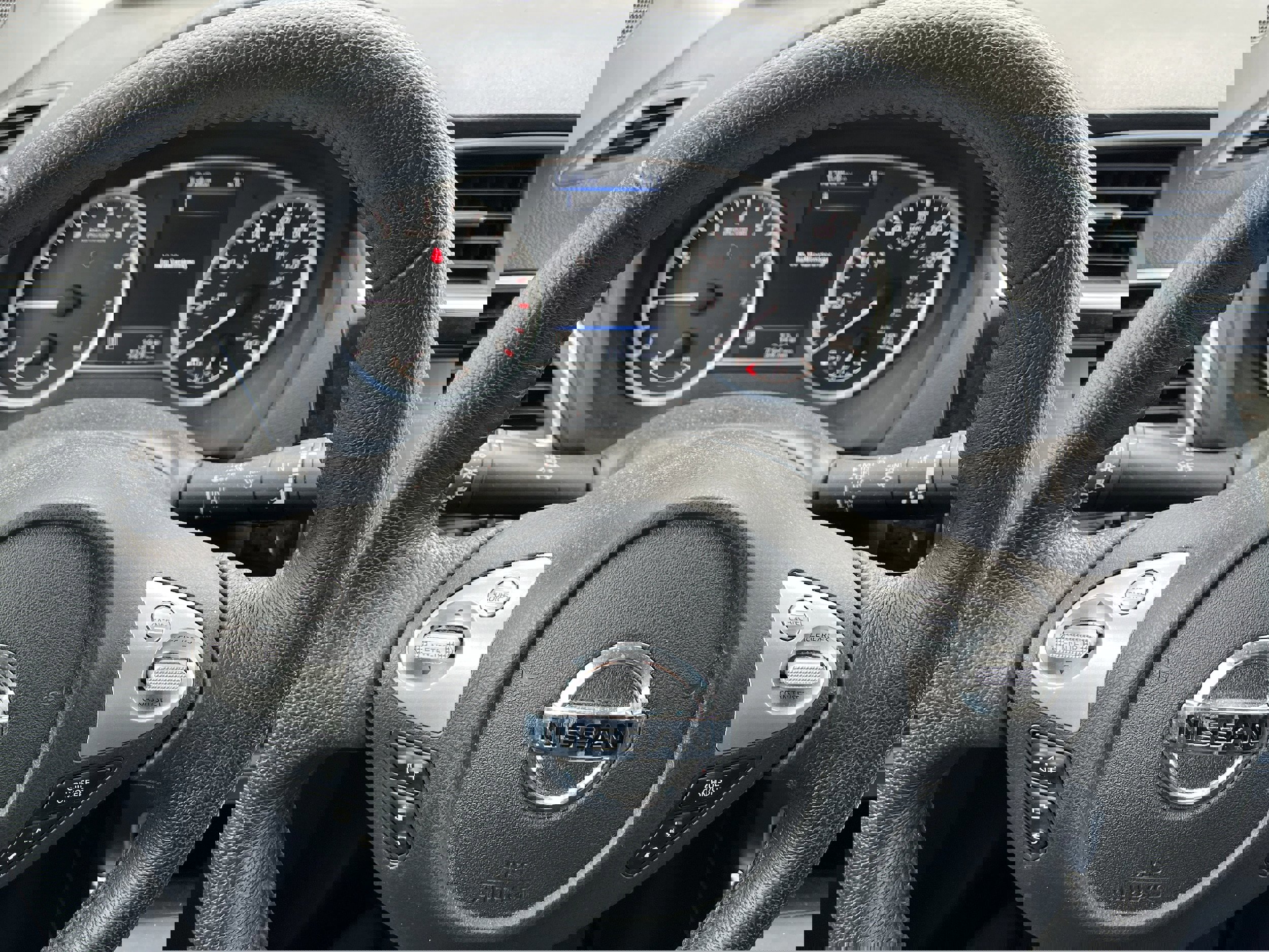 Used 2019 Nissan Sentra SV image 17