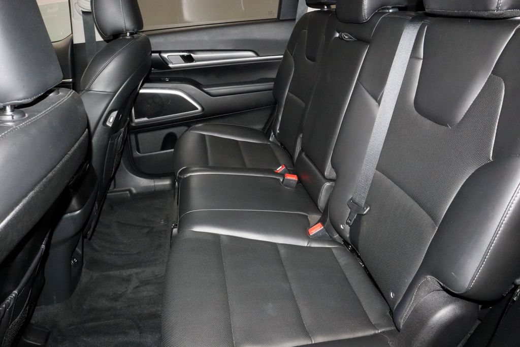 Used 2021 Kia Telluride LX AWD/4WD image 21