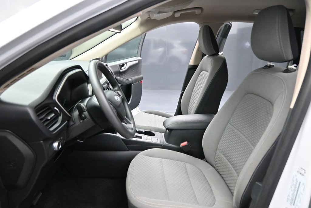 Certified 2020 Ford Escape SE FWD image 10