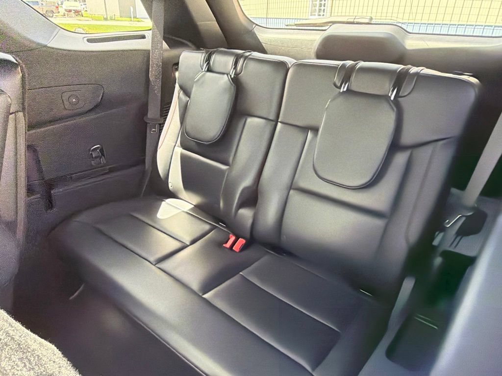 Certified 2025 Ford Explorer ST AWD/4WD image 15