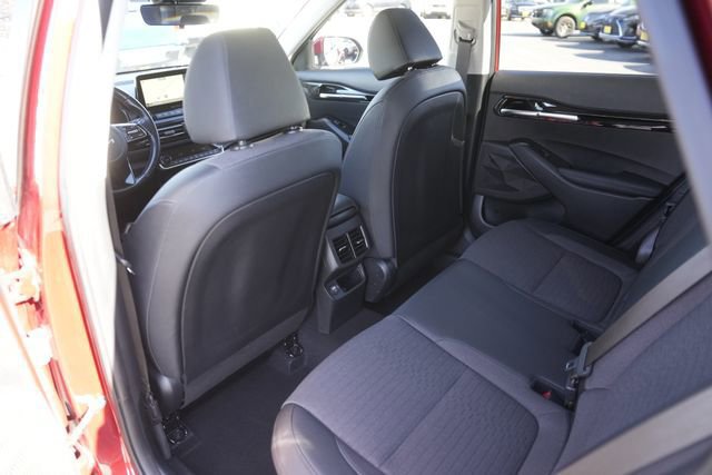 Used 2022 Kia Seltos S image 11