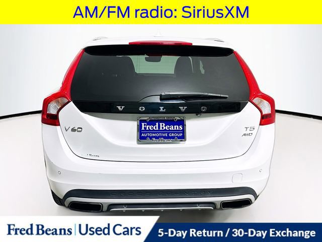 Used 2017 Volvo V60 T5 Cross Country w/ Convenience Package image 4