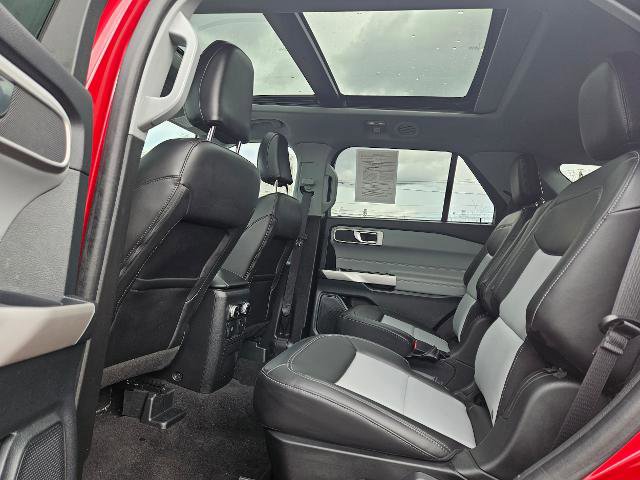 Certified 2024 Ford Explorer XLT w/ Equipment Group 202A image 12