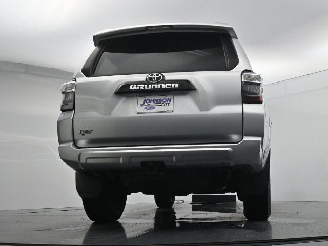 Used 2023 Toyota 4Runner TRD Off-Road Premium w/ Moonroof Package AWD/4WD image 38