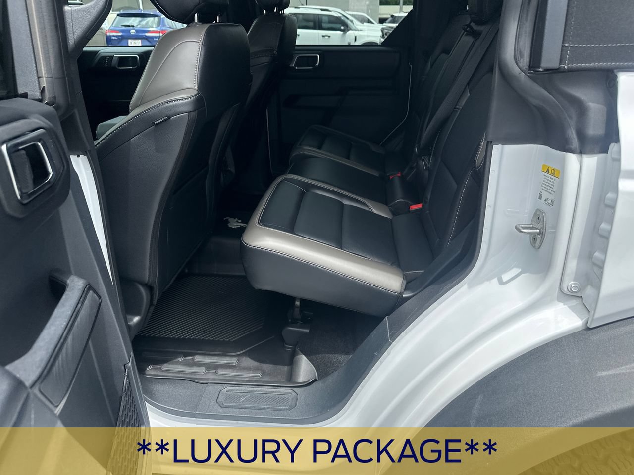 Certified 2025 Ford Bronco Outer Banks w/ Sasquatch Package AWD/4WD image 22