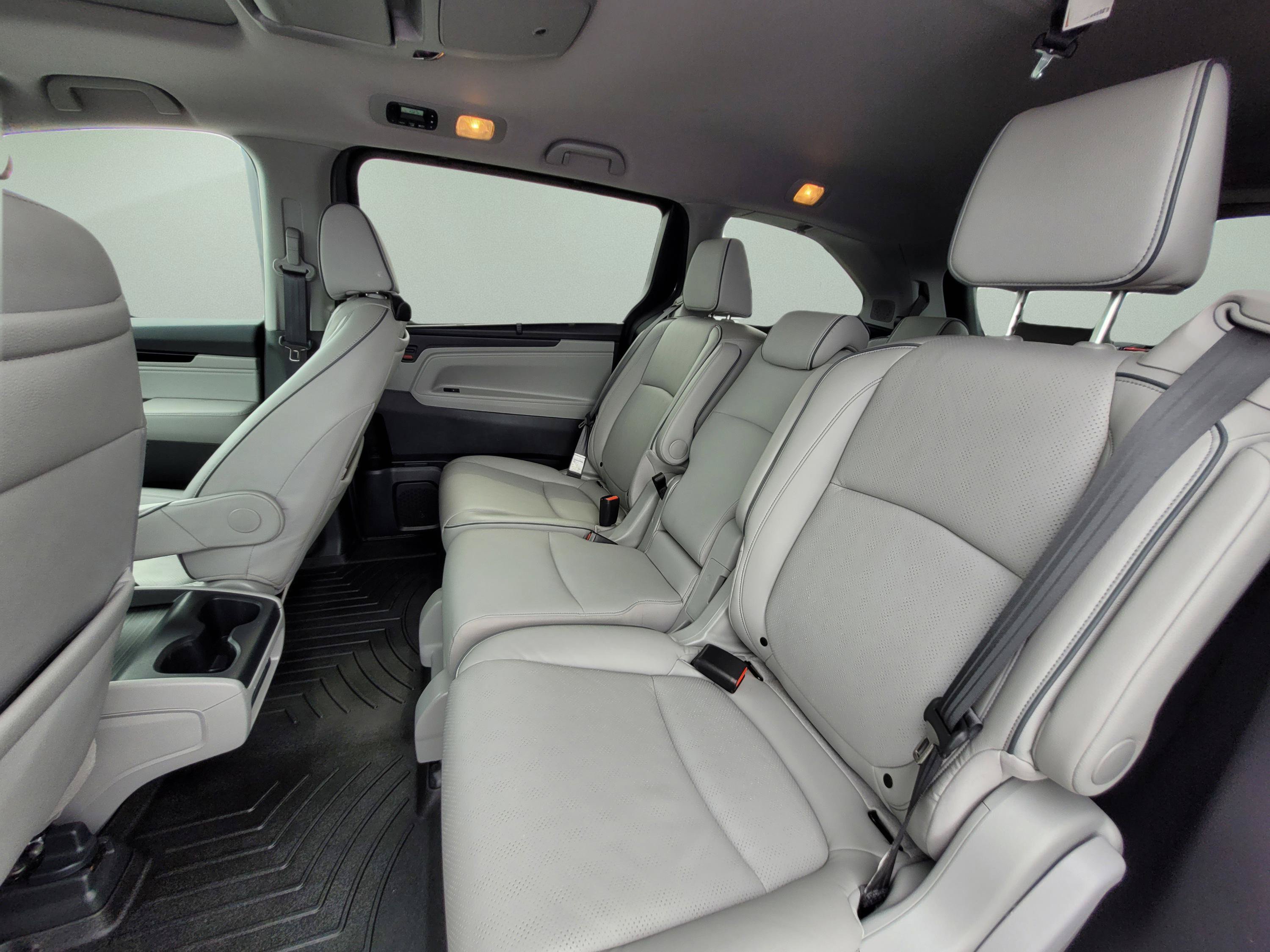 Used 2024 Honda Odyssey Elite image 23