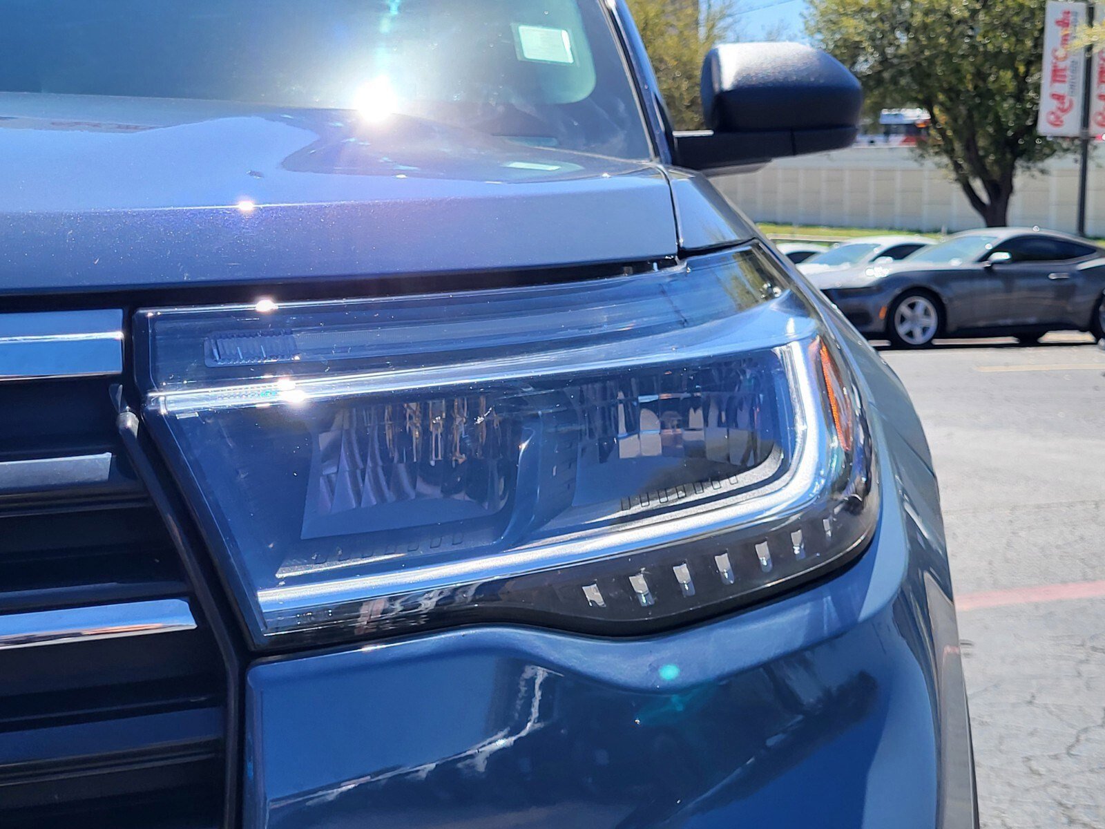 Certified 2025 Ford Explorer Active image 11