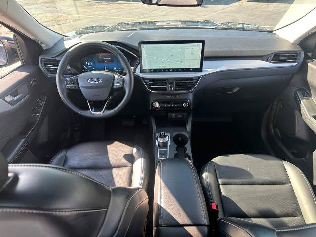 Certified 2025 Ford Escape Platinum AWD/4WD image 15