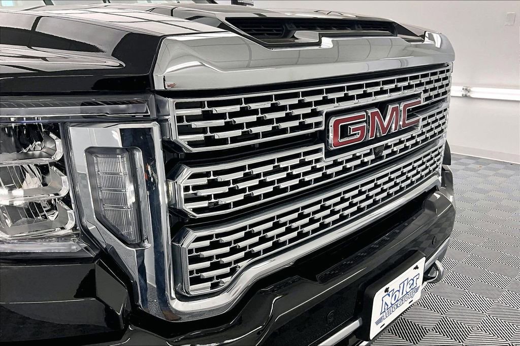 Used 2021 GMC Sierra 2500 Denali w/ Denali Black Diamond Edition image 29