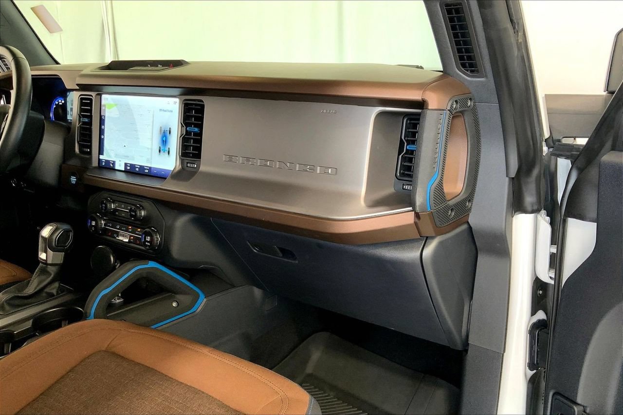 Certified 2023 Ford Bronco Outer Banks AWD/4WD image 16