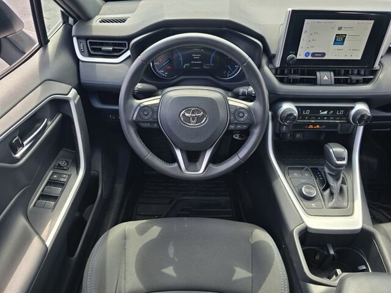 Used 2023 Toyota RAV4 SE AWD/4WD image 15