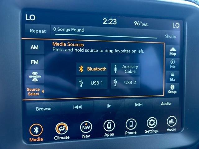 Used 2023 Jeep Renegade Trailhawk AWD/4WD image 24