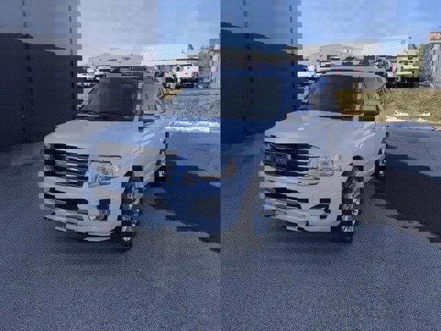 Certified 2017 Ford Expedition Limited w/ Equipment Group 301A image 5