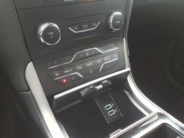 Certified 2019 Ford Edge SEL w/ Equipment Group 201A image 17