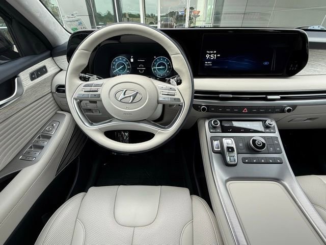 Used 2023 Hyundai Palisade Calligraphy FWD image 22