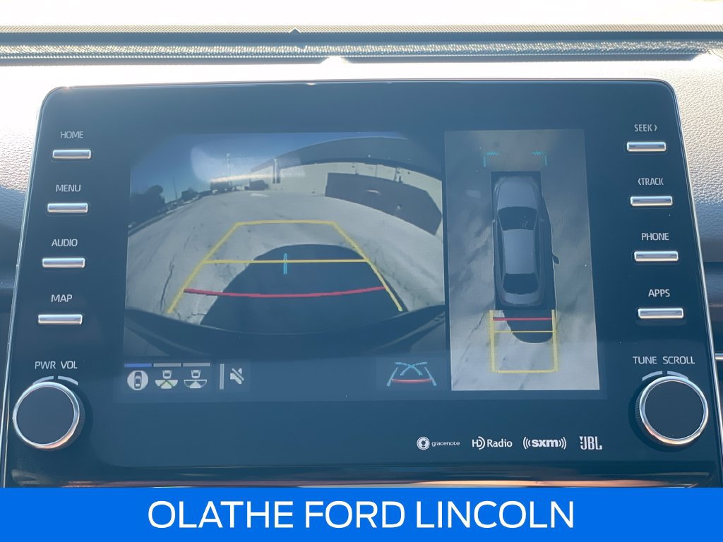 Used 2019 Toyota Avalon Limited FWD image 14