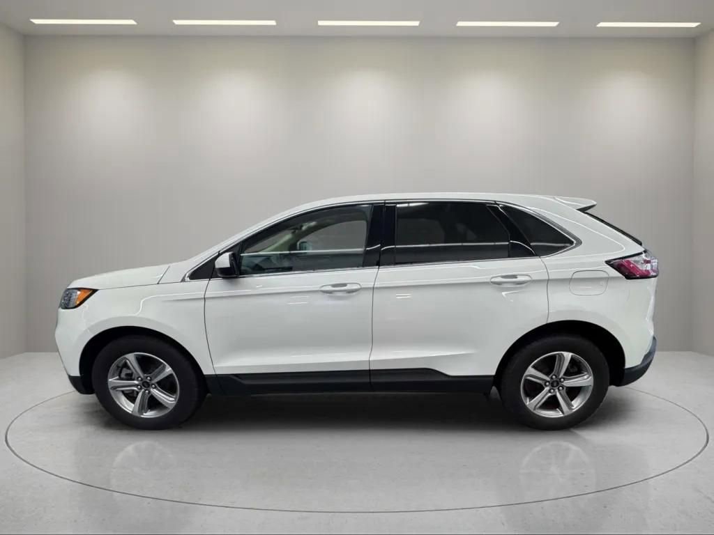 Certified 2024 Ford Edge SEL w/ Convenience Package AWD/4WD image 7