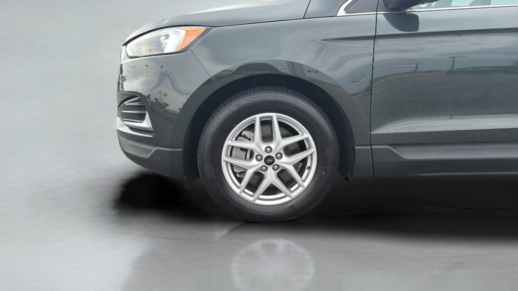 Certified 2024 Ford Edge SEL AWD/4WD image 30