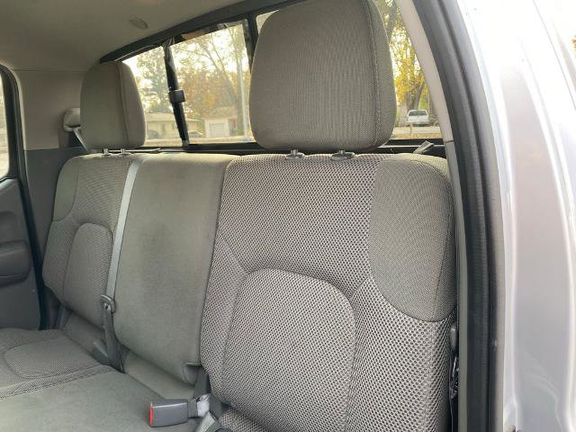 Used 2019 Nissan Frontier SV image 26