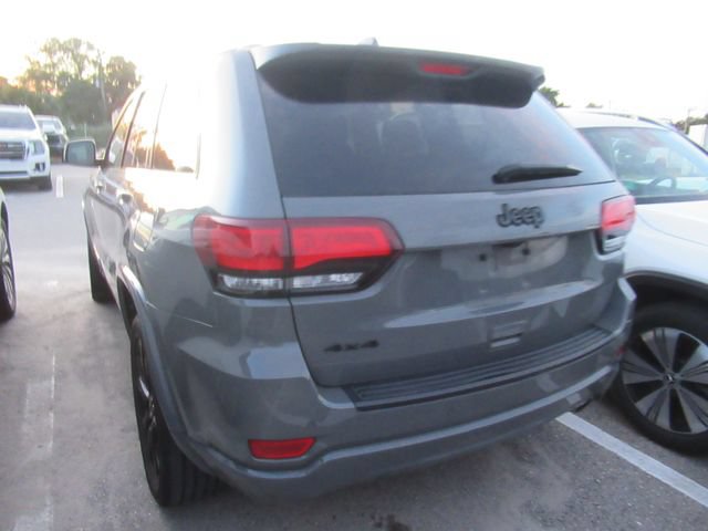 Used 2021 Jeep Grand Cherokee Laredo X AWD/4WD image 4