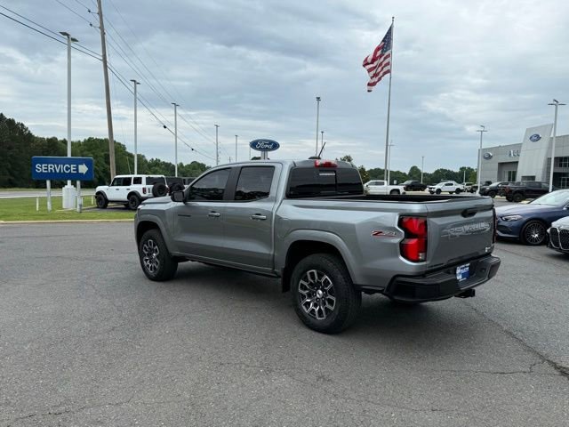 Used 2023 Chevrolet Colorado Z71 w/ Z71 Convenience Package 2 AWD/4WD image 4