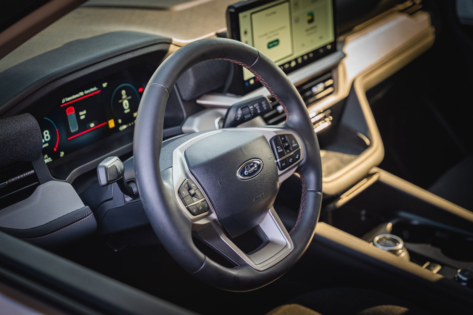 Certified 2025 Ford Explorer Active image 21