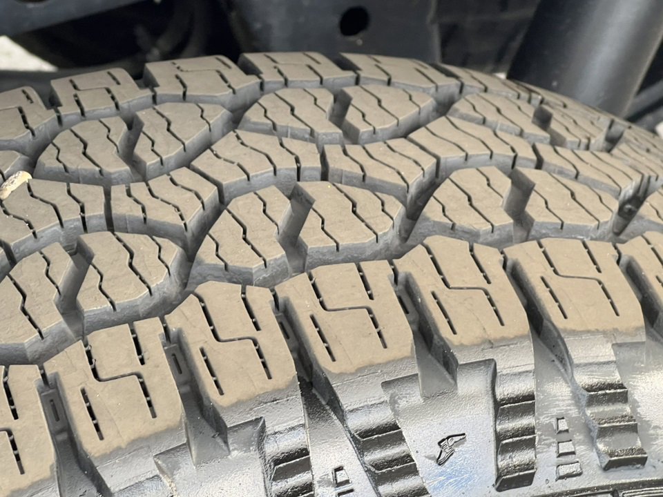 Certified 2022 Ford F150 XLT w/ Equipment Group 301A Mid image 18