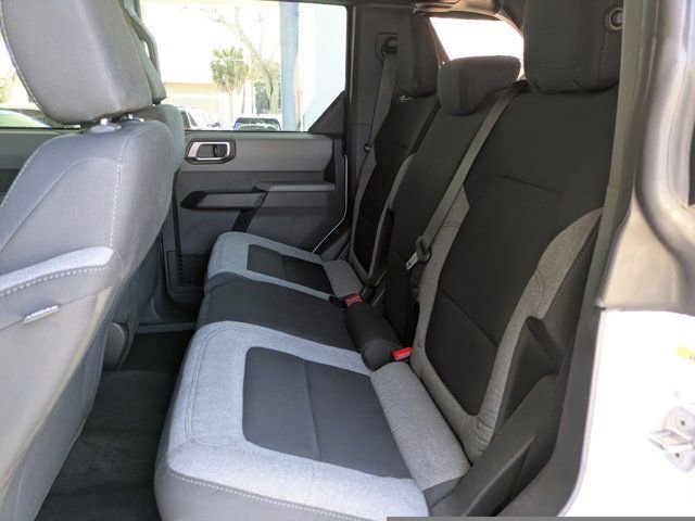 Certified 2022 Ford Bronco Base image 17