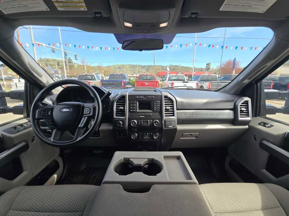 Certified 2018 Ford F250 XLT image 16