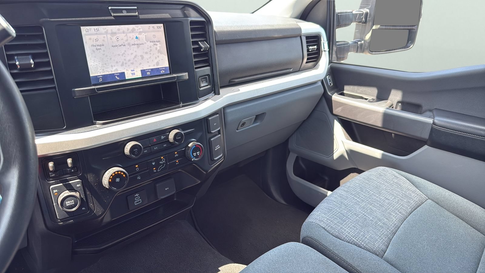 Certified 2025 Ford F250 XLT AWD/4WD image 19