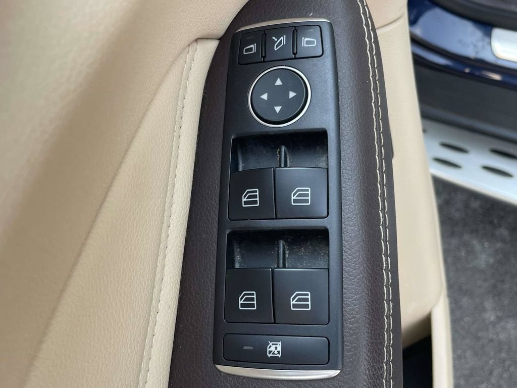 Used 2018 Mercedes-Benz GLE 350 4MATIC image 16