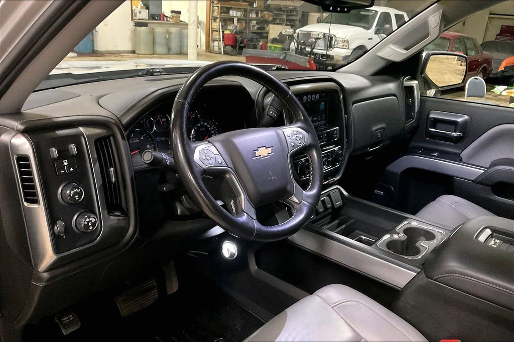 Used 2018 Chevrolet Silverado 1500 LTZ Z71 w/ LTZ Plus Package AWD/4WD image 13