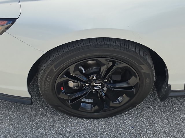 Used 2025 Honda Accord SE image 9