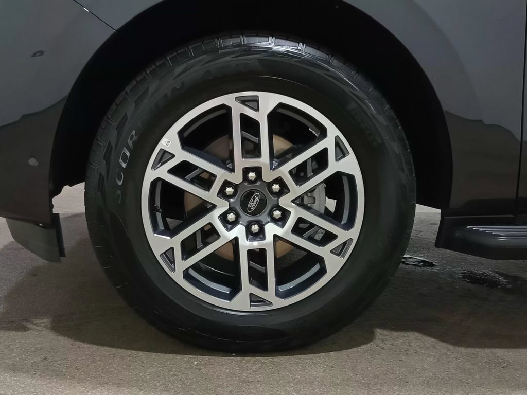 Certified 2025 Ford Expedition Max Active AWD/4WD image 12
