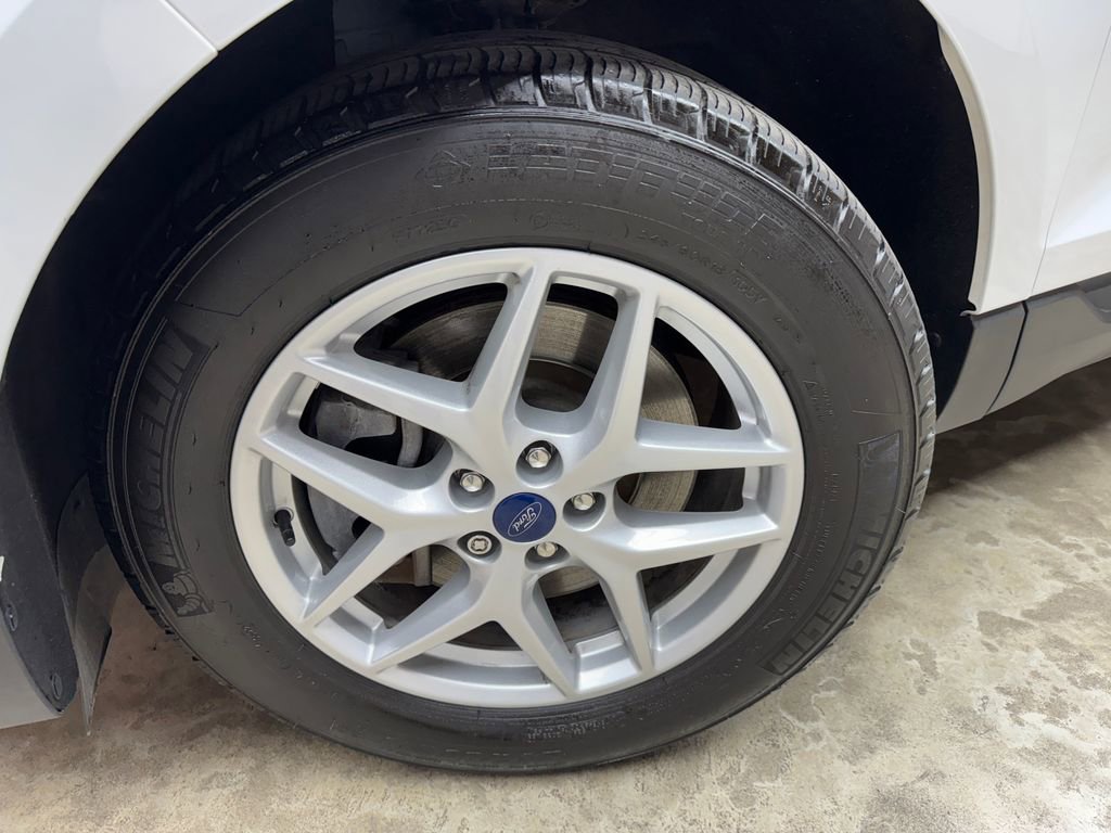 Certified 2022 Ford Edge SEL AWD/4WD image 28