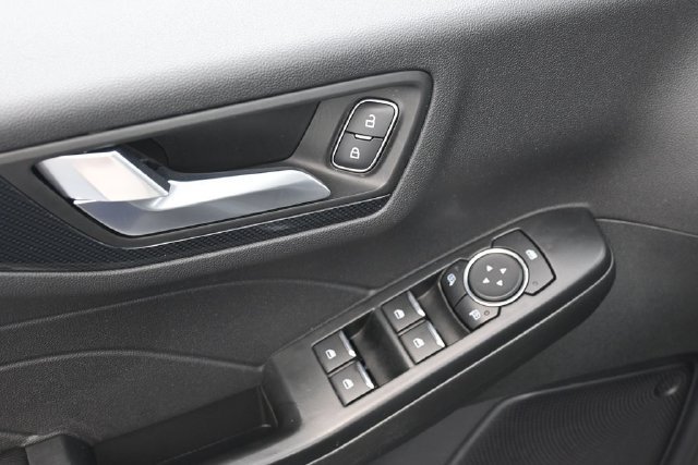 Certified 2025 Ford Escape ST-Line FWD image 12