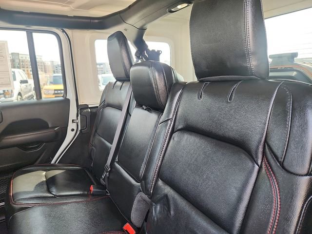 Used 2022 Jeep Wrangler Unlimited Rubicon w/ Cold Weather Group AWD/4WD image 24