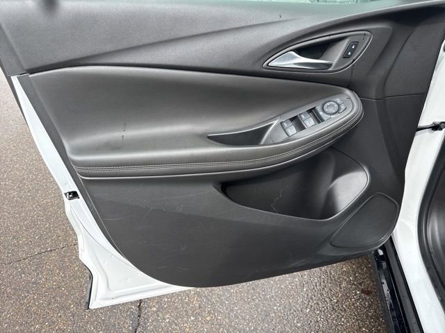 Used 2024 Buick Encore GX Sport Touring AWD/4WD image 14