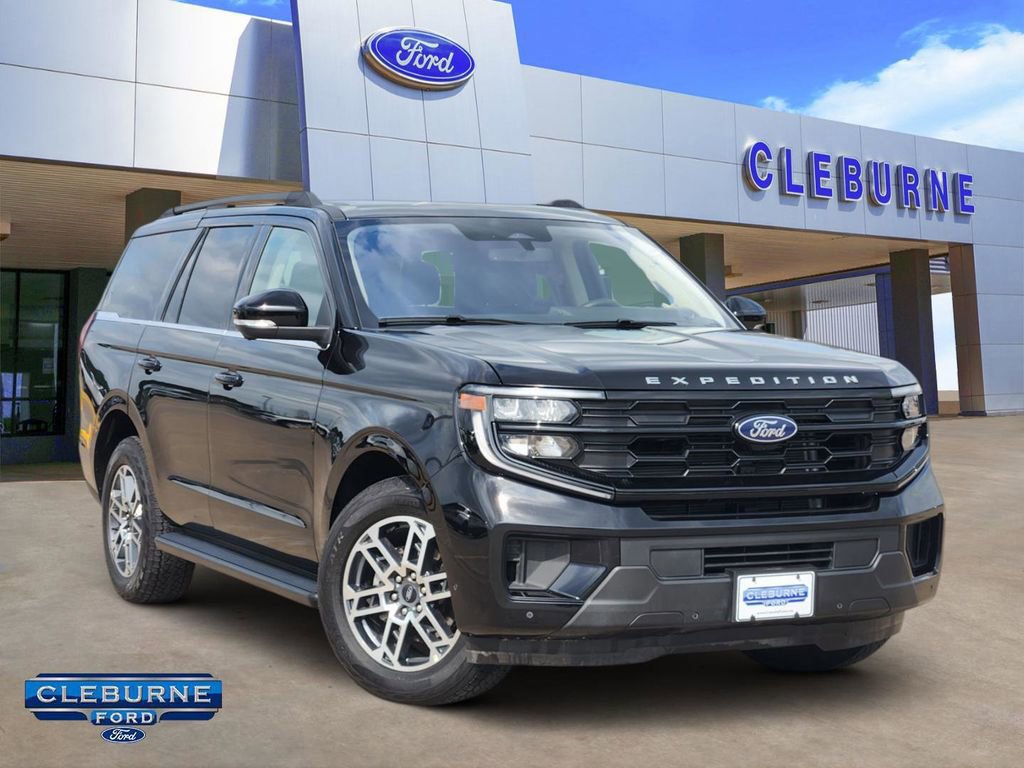 Certified 2025 Ford Expedition Active AWD/4WD image 6