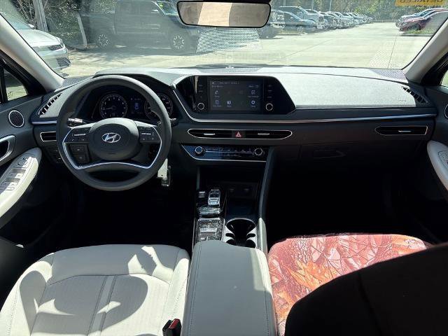 Used 2023 Hyundai Sonata SE w/ Cargo Package image 8